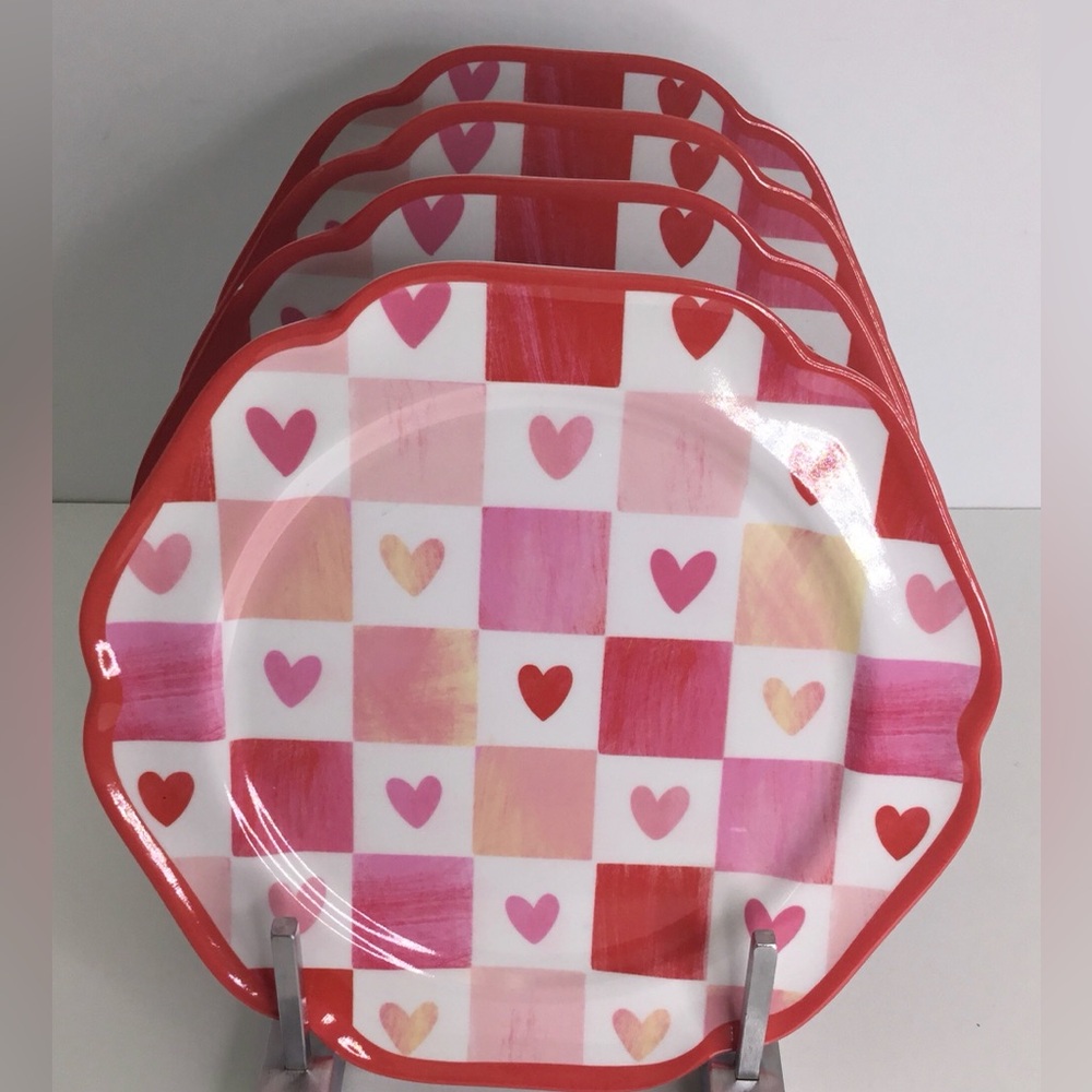 4 Salad Appetizer Plates Cupcakes & Cashmere Valentine Hearts 8.5”Melamine NEW
